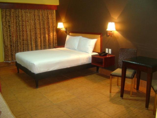 Pamulinawen Hotel Laoag Rom bilde