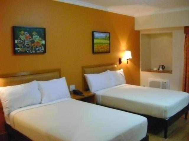 Pamulinawen Hotel Laoag Rom bilde