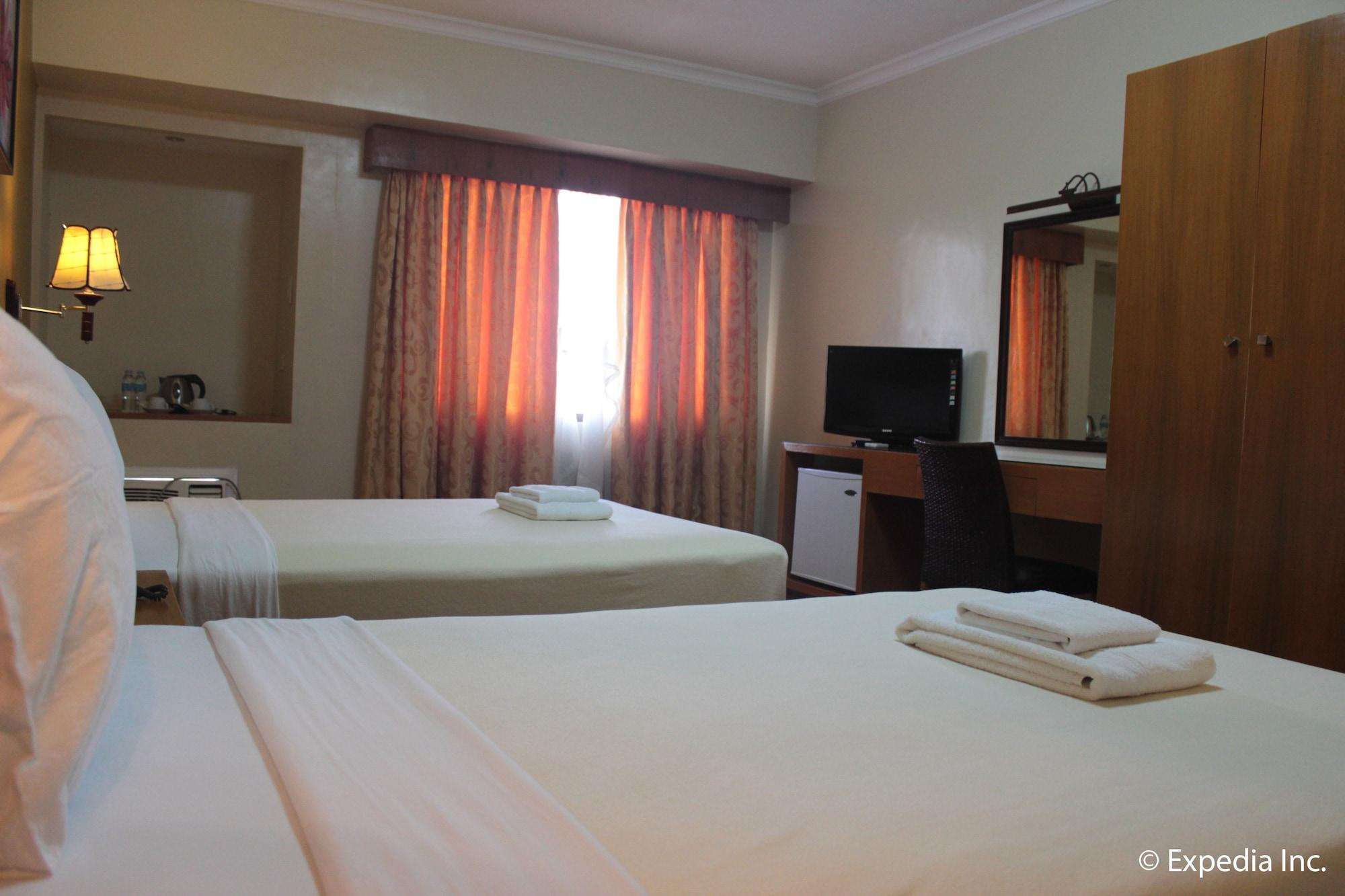 Pamulinawen Hotel Laoag Eksteriør bilde