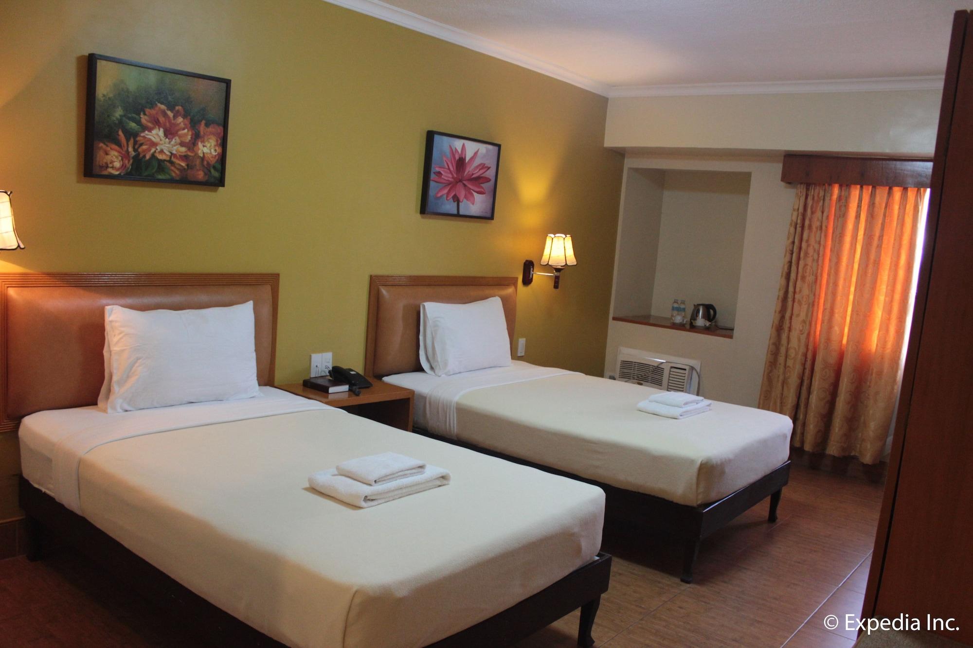 Pamulinawen Hotel Laoag Eksteriør bilde