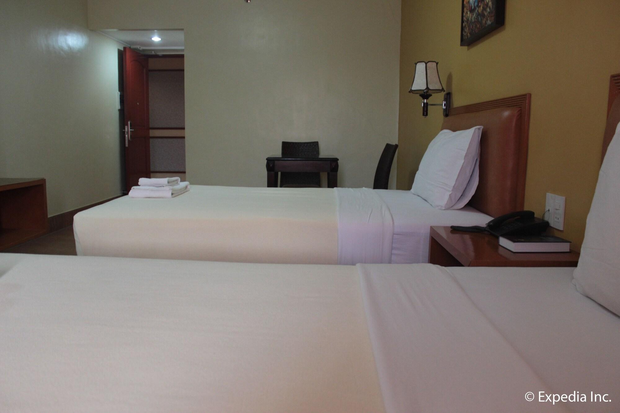 Pamulinawen Hotel Laoag Eksteriør bilde