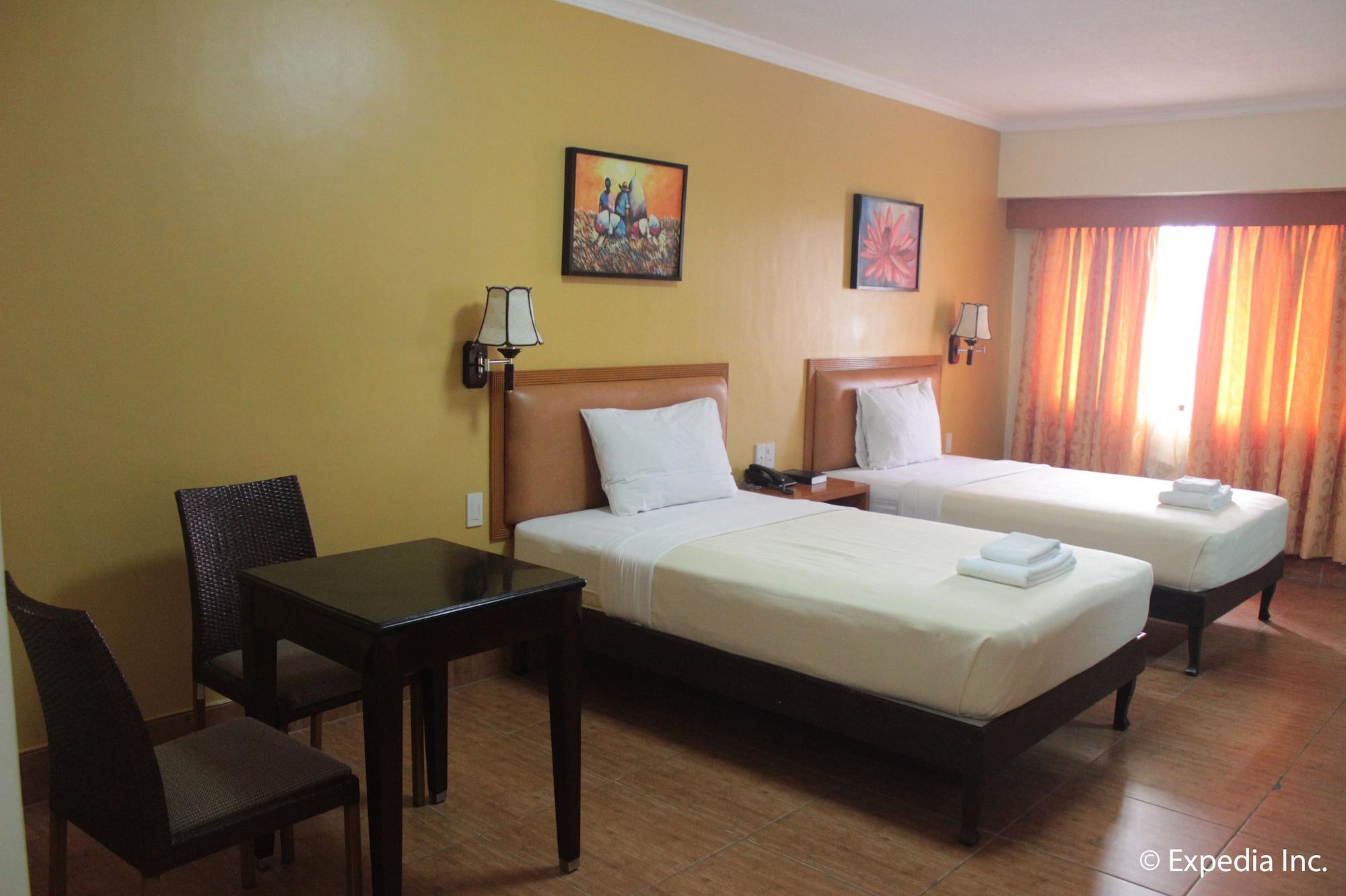 Pamulinawen Hotel Laoag Eksteriør bilde