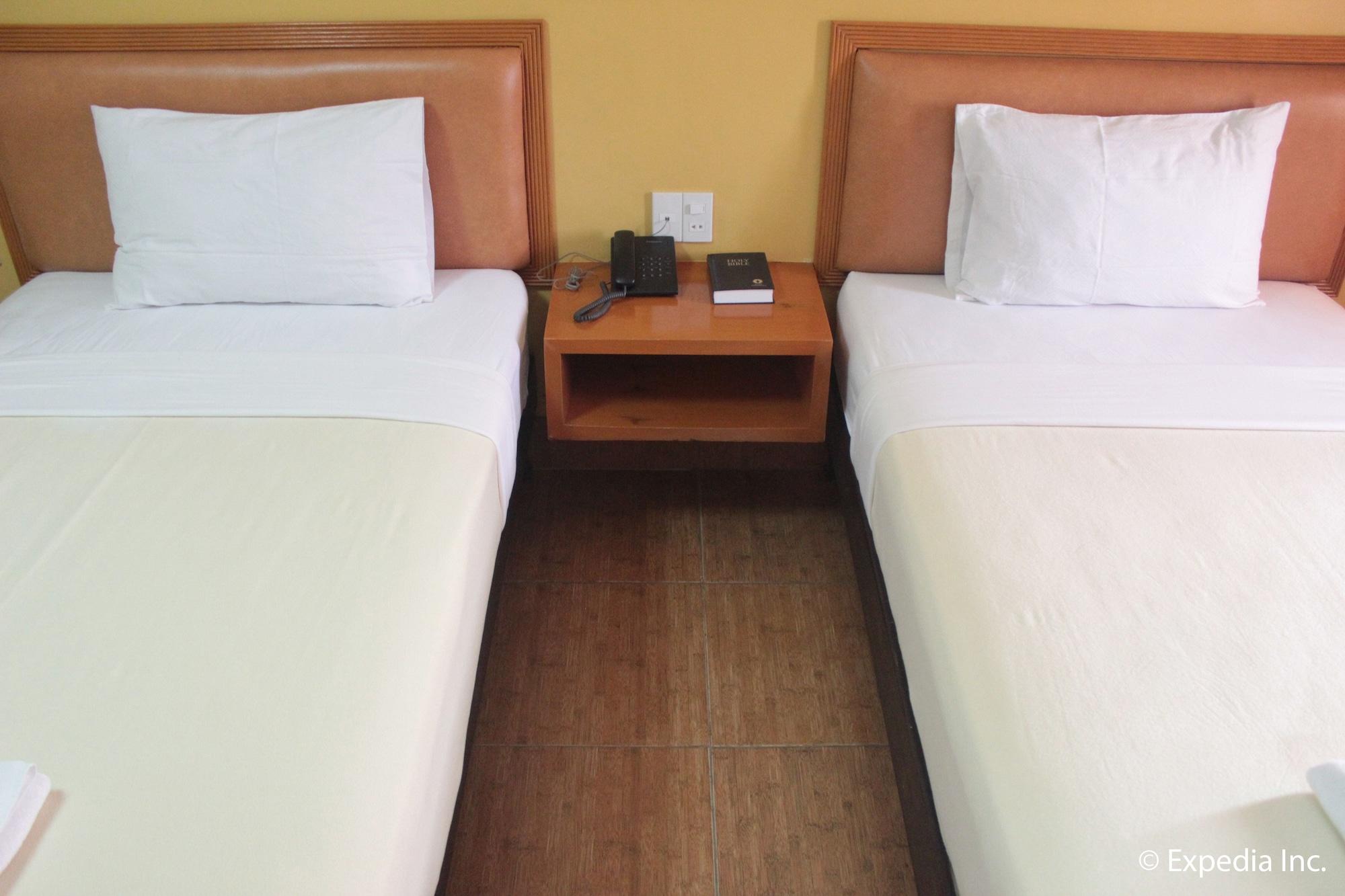 Pamulinawen Hotel Laoag Eksteriør bilde