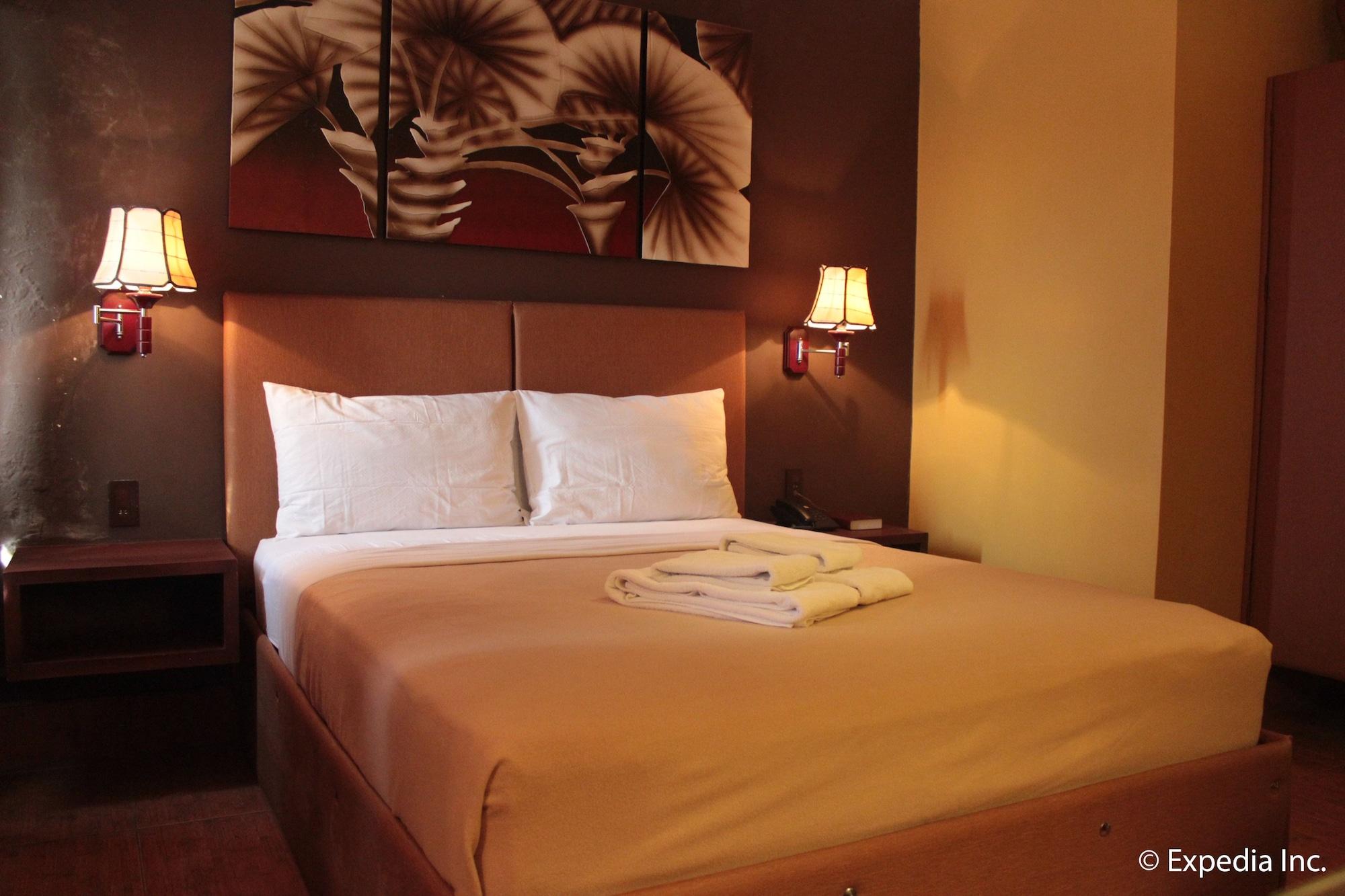 Pamulinawen Hotel Laoag Eksteriør bilde