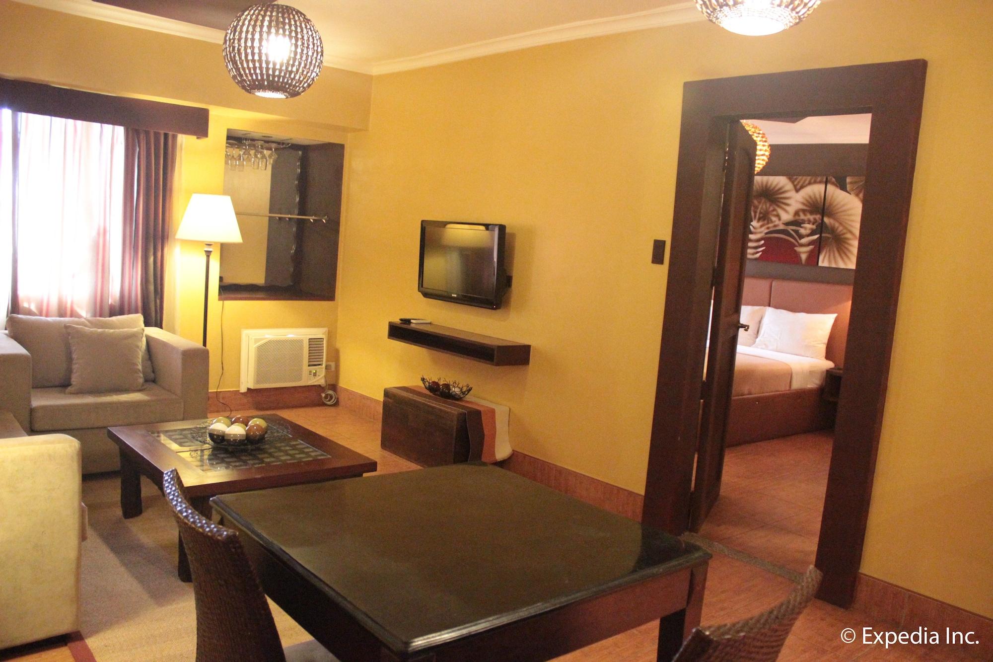 Pamulinawen Hotel Laoag Eksteriør bilde