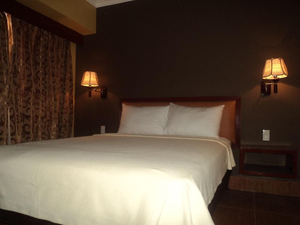 Pamulinawen Hotel Laoag Eksteriør bilde