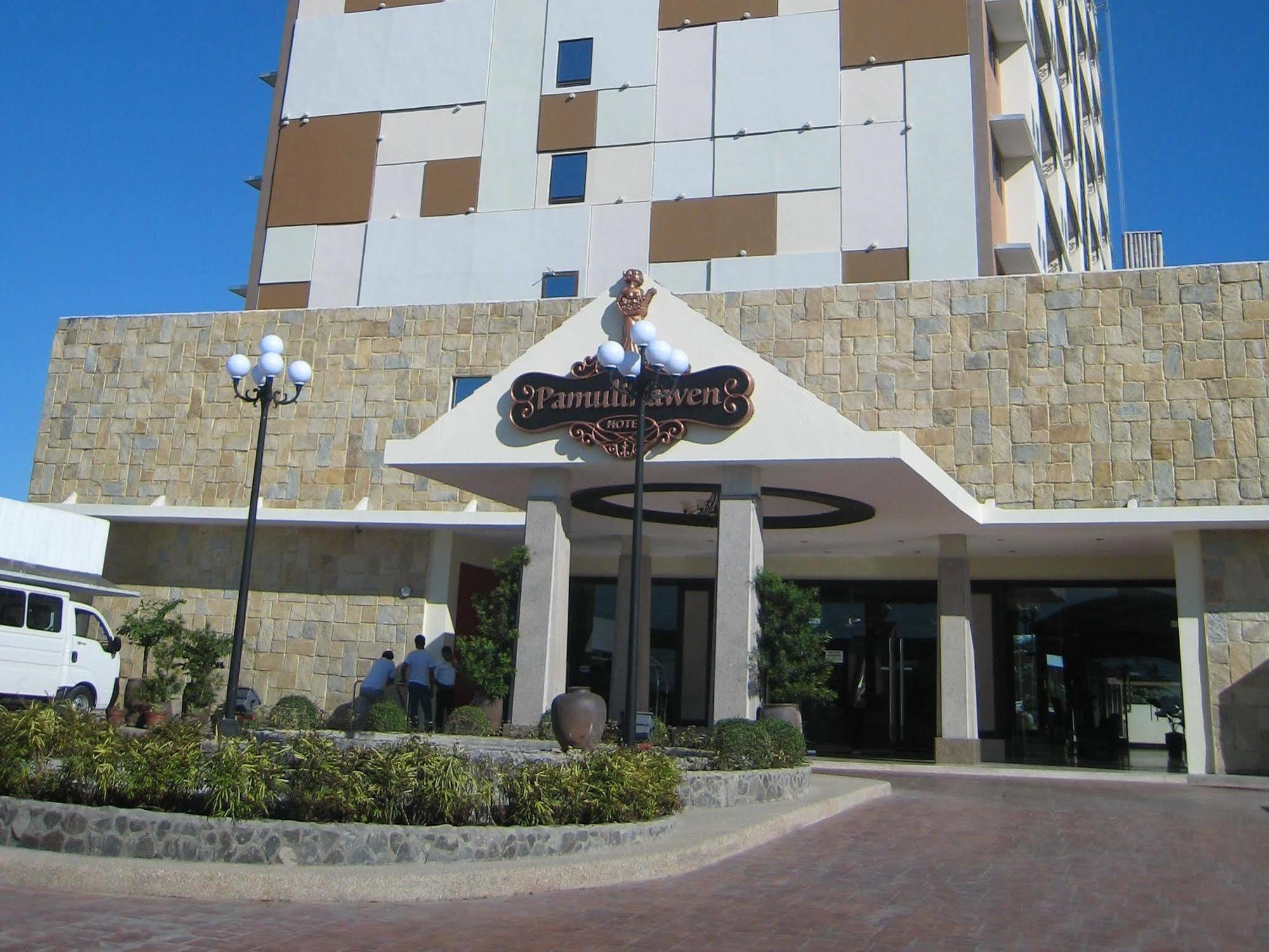 Pamulinawen Hotel Laoag Eksteriør bilde