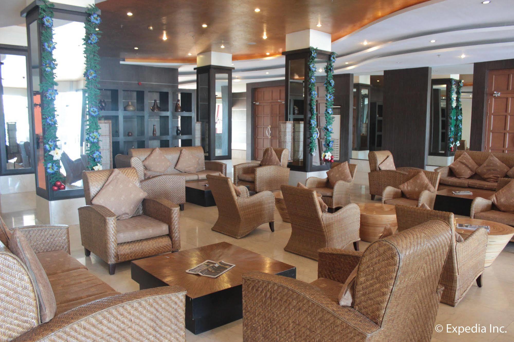 Pamulinawen Hotel Laoag Eksteriør bilde